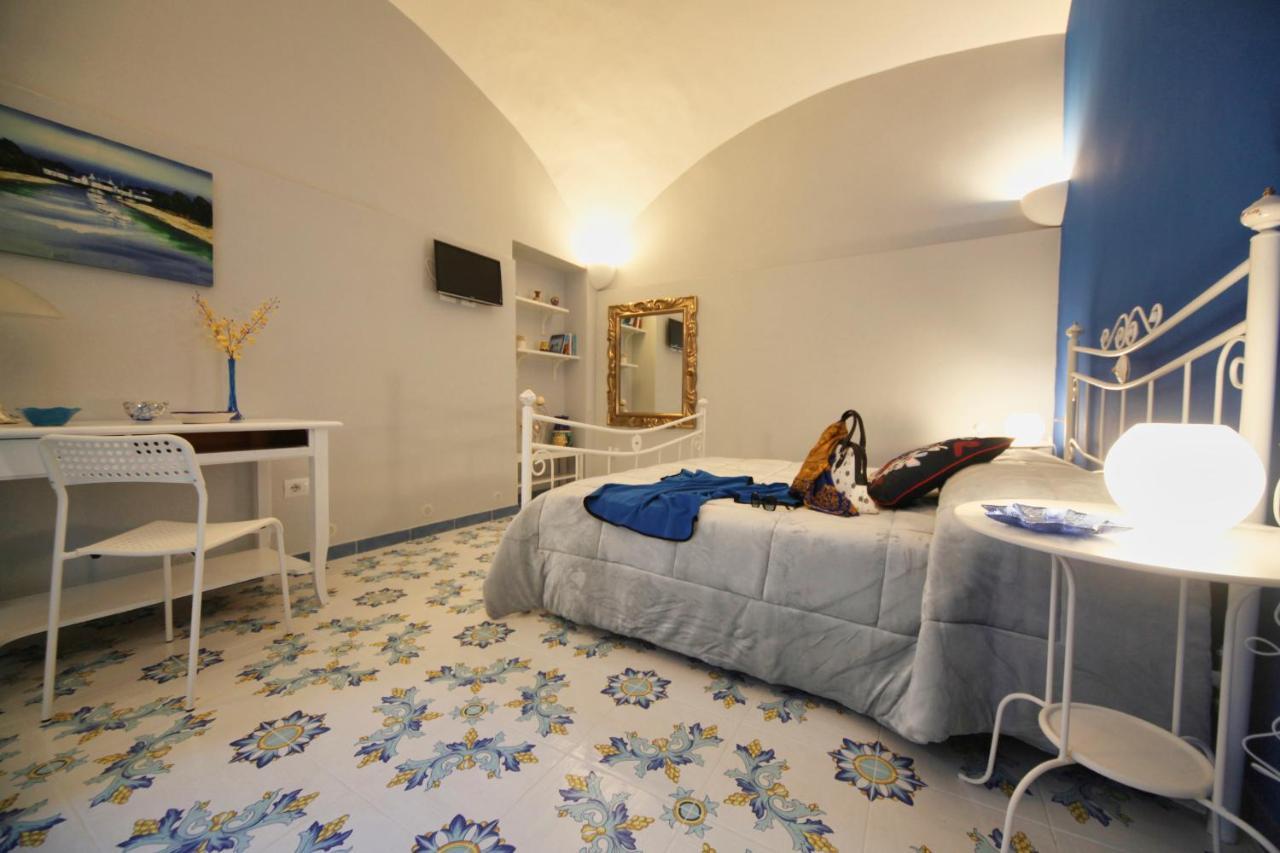 노쎄라 수페리오레 Domus Vilu B&B 외부 사진